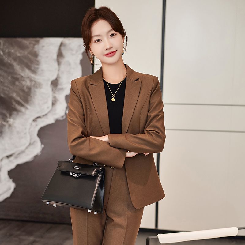 Black suit jacket for small women in spring and autumn new versatile temperament slim fashionable professional suit suit