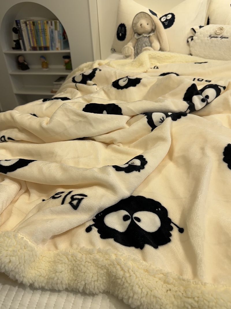 可爱黑煤球加厚羊羔绒毛毯子休闲小清新盖毯双面保暖牛奶珊瑚绒毯