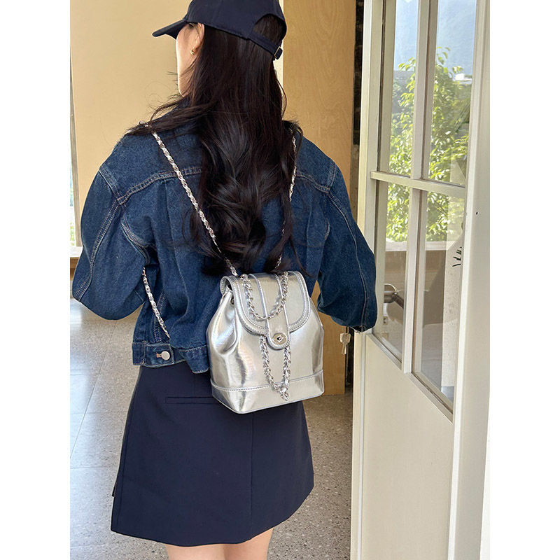 韓系小香風雙肩包女2023新款超火小背包學生流行油蠟皮單肩包