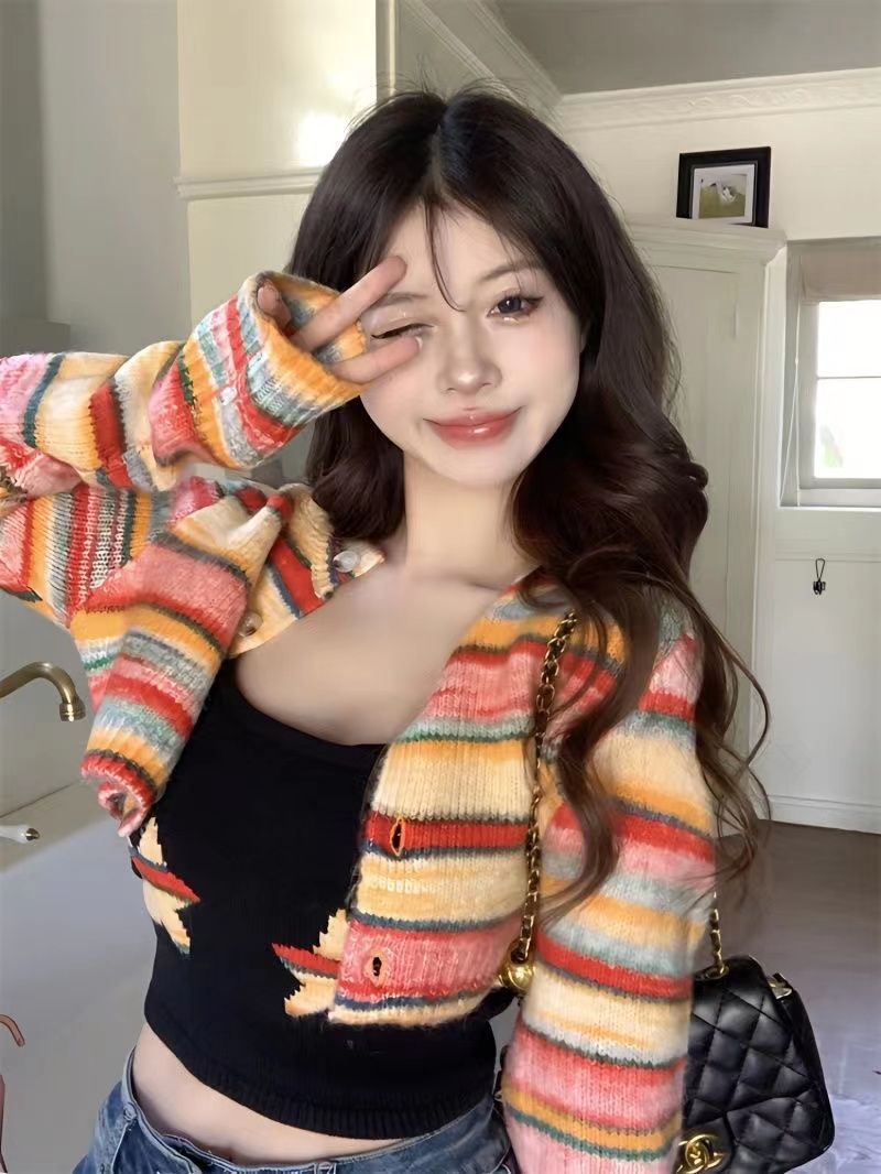 彩虹條紋短款針織開衫外套女春秋新款高級感辣妹毛衣美式小眾上衣