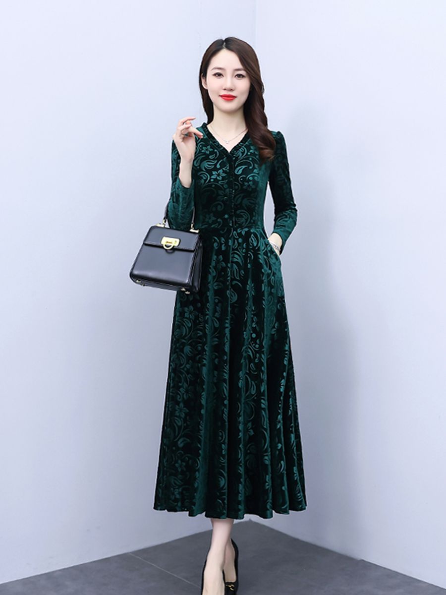 高檔金絲絨長袖連衣裙女2023新款秋季氣質名媛遮肉顯瘦長款打底裙
