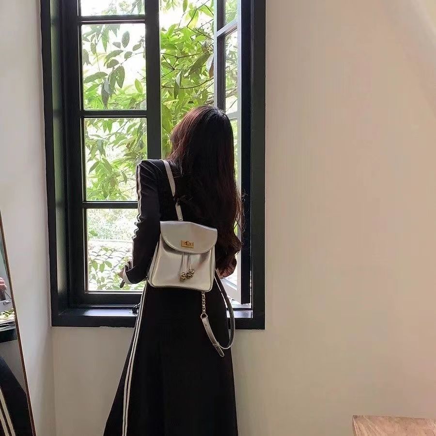 Silver backpack women's bag 2023 new bag fashion women's bag backpack niche versatile small bag