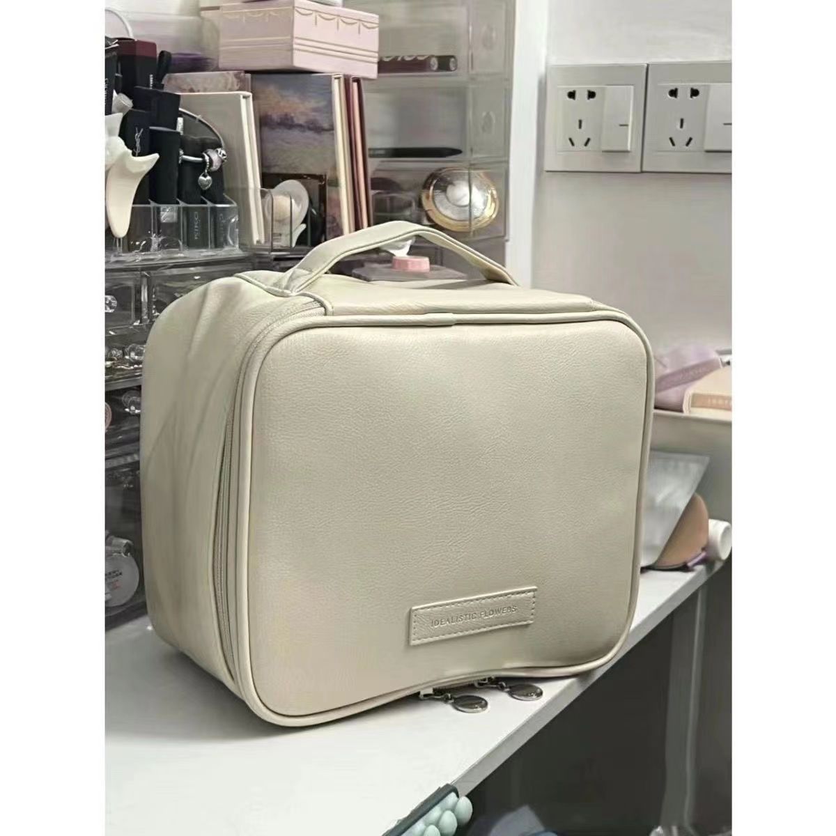 Cosmetic Bag Women  New Portable Large Capacity Cosmetic Bag Cosmetic Case Travel Makeup Brush Cosmetic Storage Bag