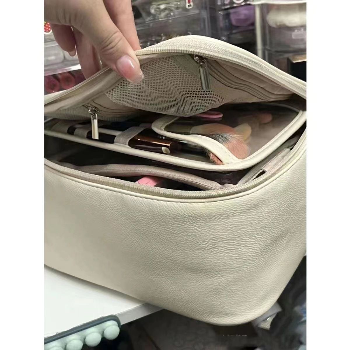 Cosmetic Bag Women  New Portable Large Capacity Cosmetic Bag Cosmetic Case Travel Makeup Brush Cosmetic Storage Bag