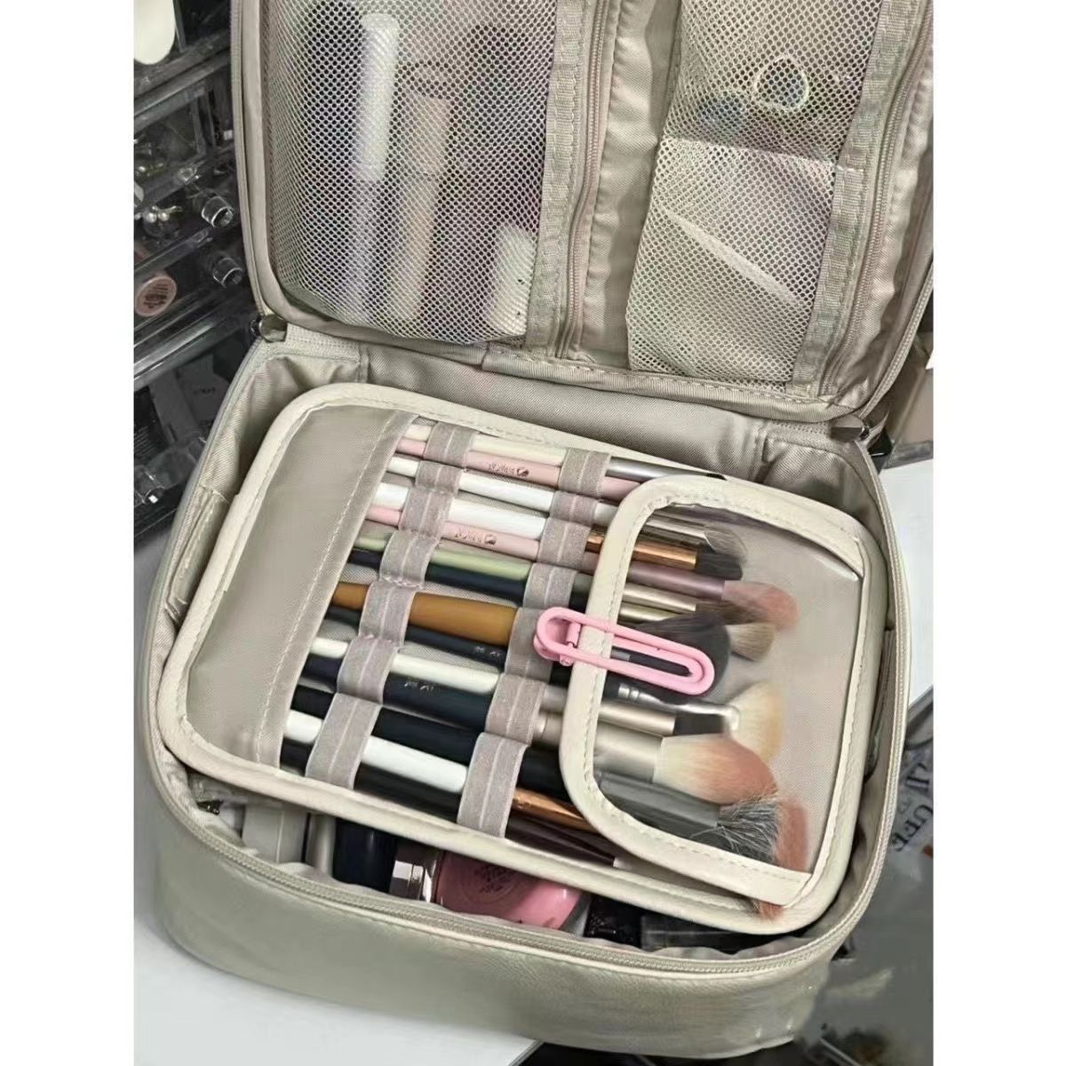 化妆包女新款便携大容量化妆袋化妆箱旅行化妆刷化妆品收纳包