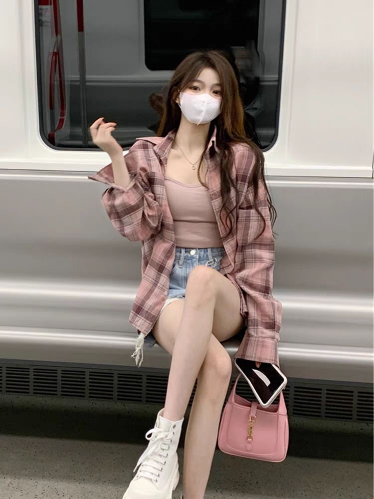 粉色格子襯衫外套女春秋裝復古設計感寬鬆中長款外搭疊穿長袖襯衣