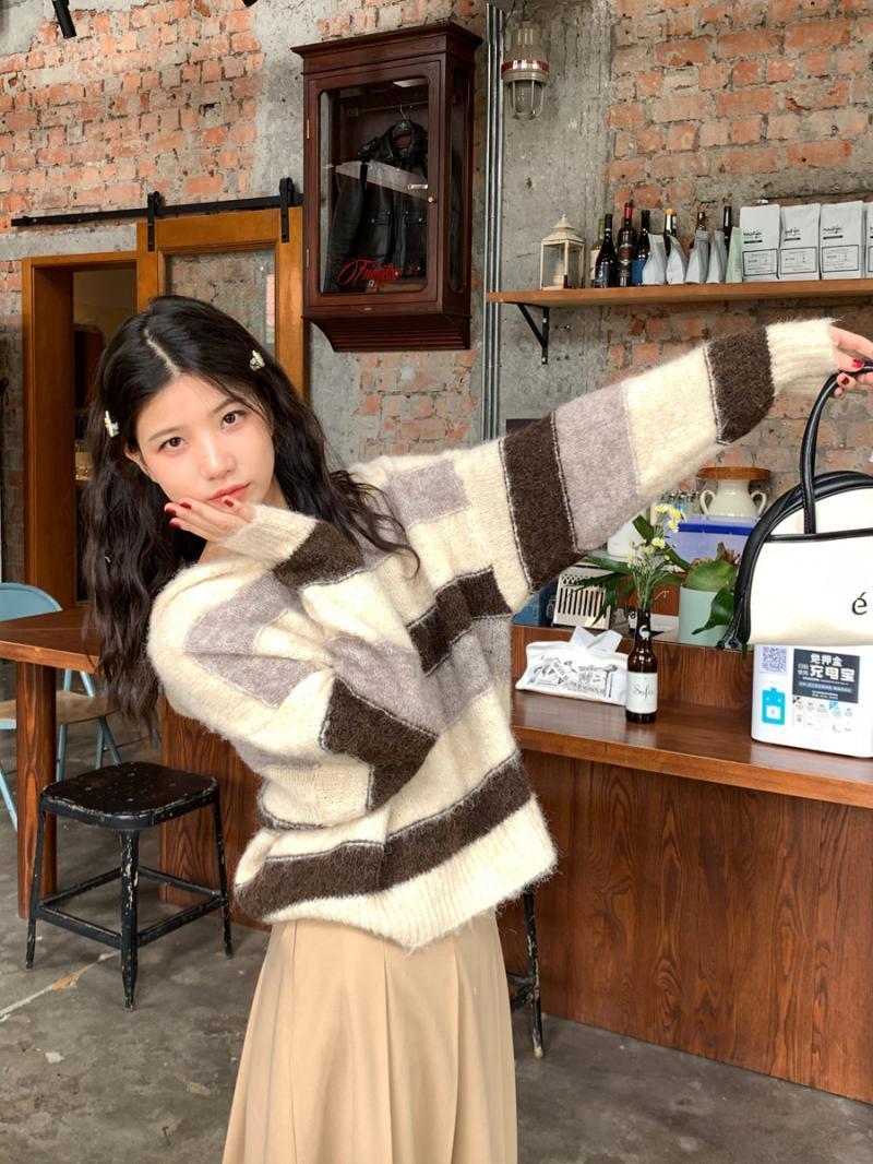 風冬上衣春秋休閒學生新款連帽條紋2023百搭外穿女慵懶韓版毛衣女
