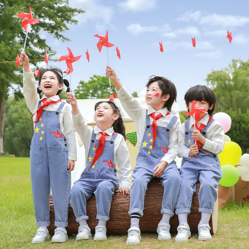 男女童同款牛仔背带裤套装秋装幼儿园国庆节表演服儿童小学生班服