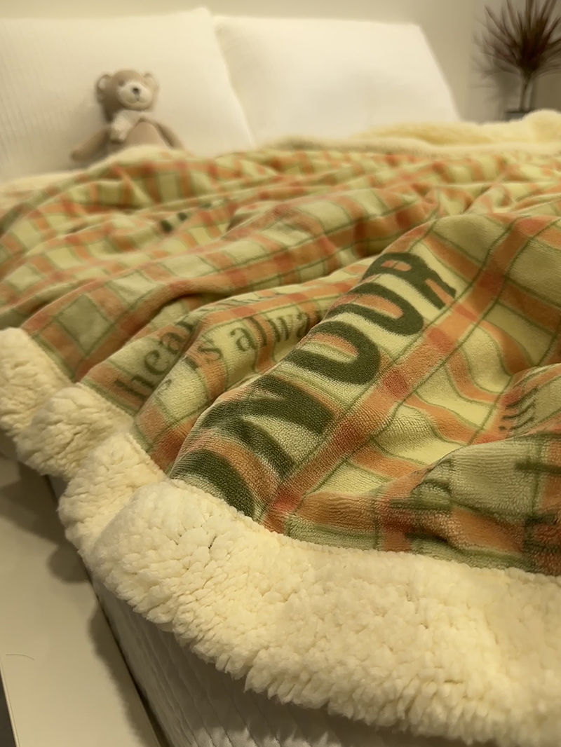 奶油绿黑条加厚冬季羊羔绒毛毯珊瑚绒毯子沙发被子盖毯法兰绒保暖