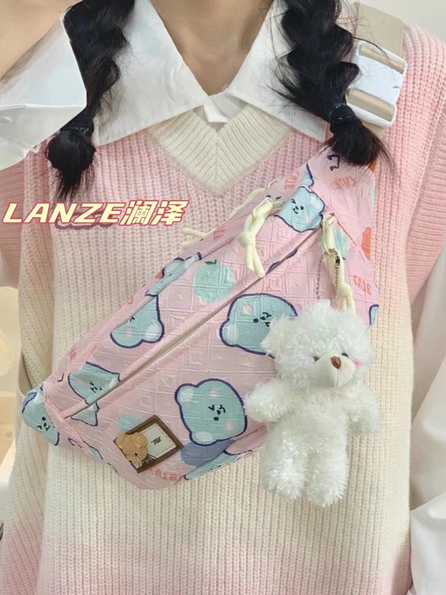 高顏值胸包女ins日系可愛卡通小熊斜挎包休閒百搭學生出行腰包潮