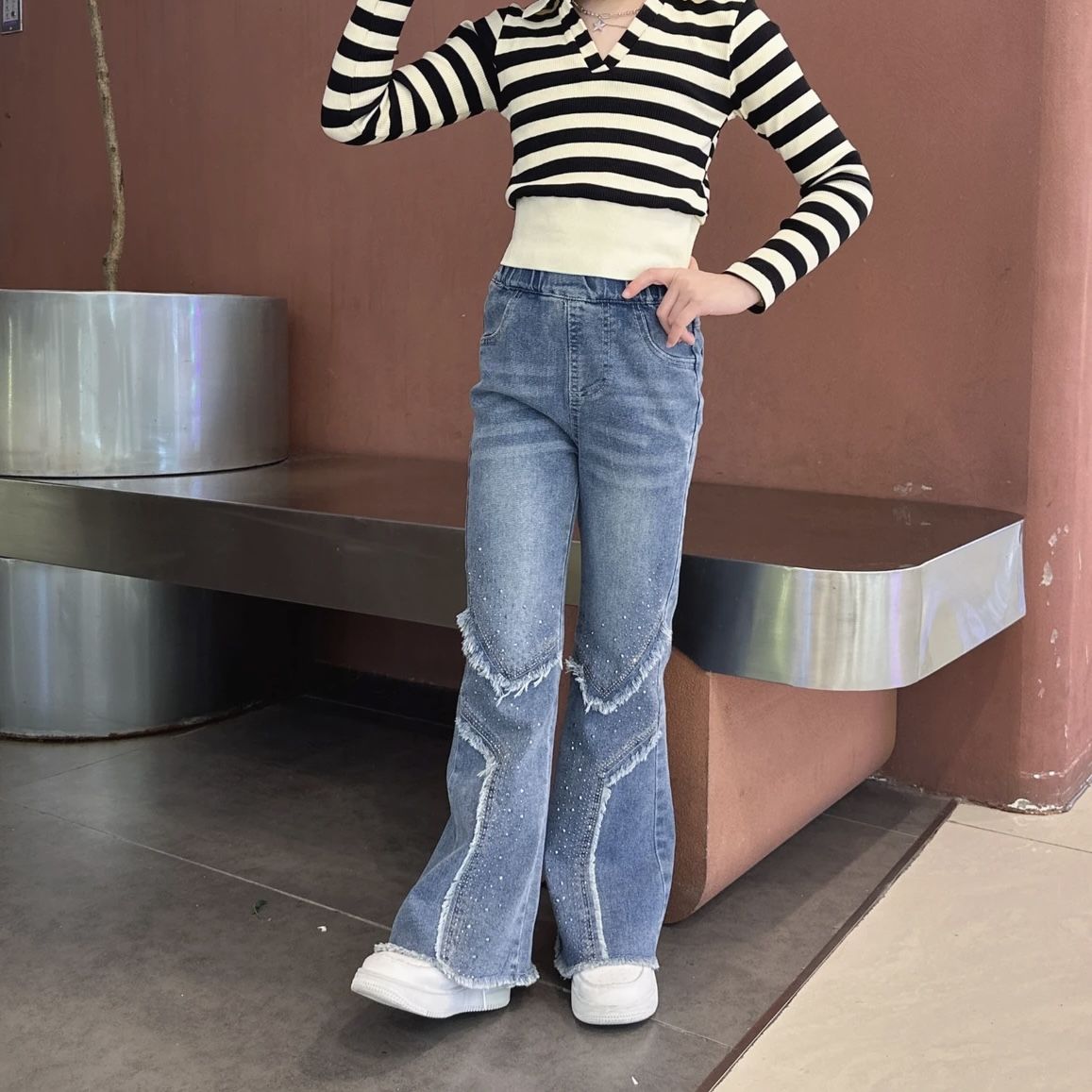 Girls suit autumn  Korean style striped sweatshirt for middle-aged and older children casual bottoming shirt denim bell pants two-piece set