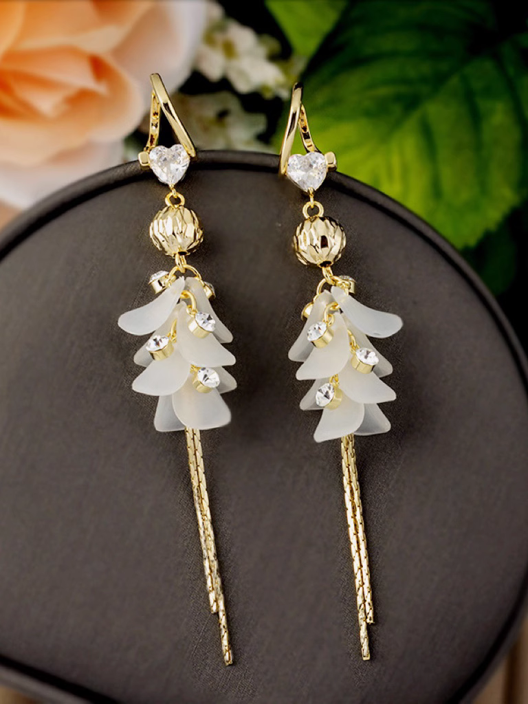 White Lily of the Valley Love Zircon Tassel Earrings New Hong Kong Style Design Super Fairy High-end Slimming Earrings Earrings