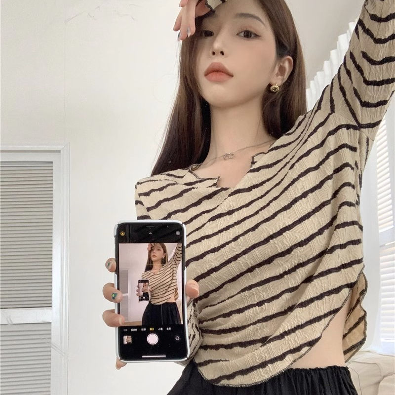 條紋撞色木耳邊打底衫女秋內搭純欲辣妹v領修身長袖弧形下擺上衣