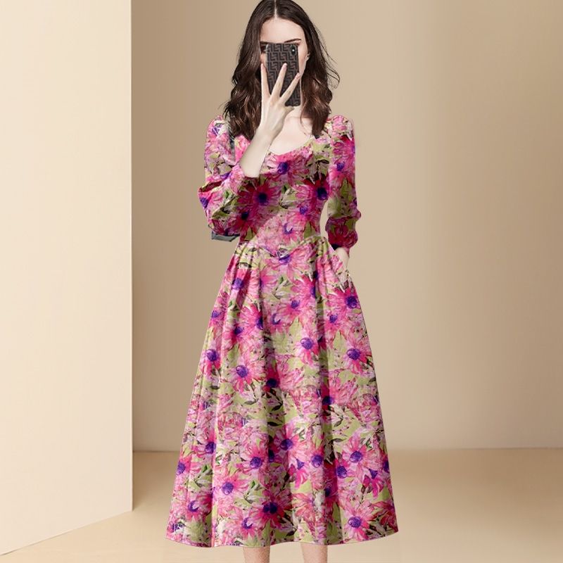 高端輕奢法式印花連衣裙女2023秋季新款優雅氣質顯瘦減齡A字裙潮