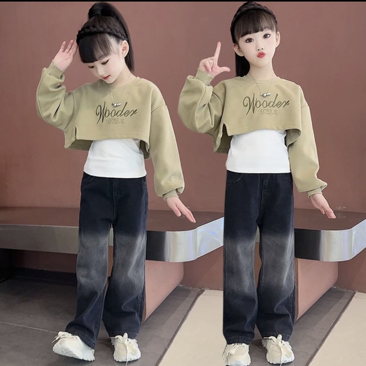 Girls Suit Autumn New  Baby Korean Style Fashionable Sweater Suit Jeans Children's Western Style Three-piece Set