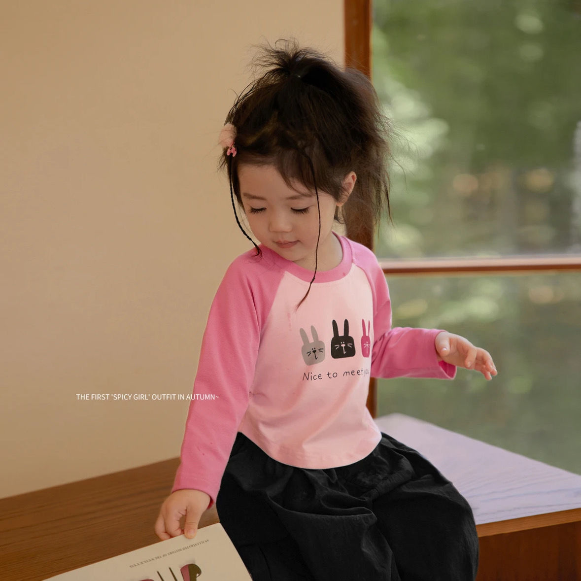 Pure cotton baby girl long-sleeved T-shirt raglan sleeves slim fit  children's new autumn style tops bottoming shirt trendy