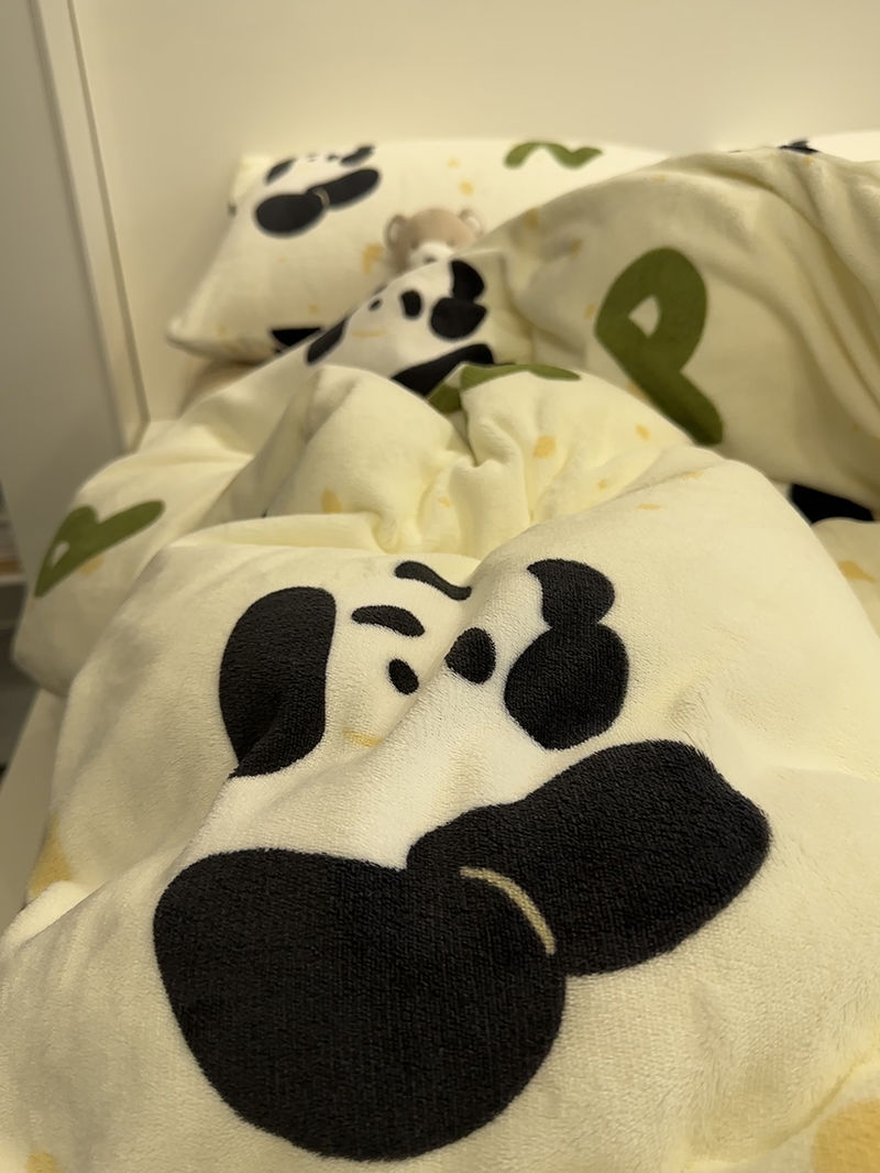 冬季可爱萌哒小熊猫牛奶绒加厚四件套法兰珊瑚绒绒被套床单三件套