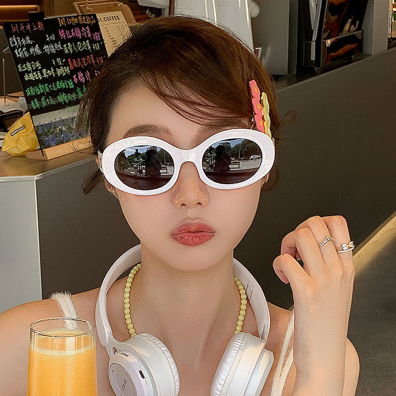 橢圓白框墨鏡歐美凹造型太陽鏡拍照女大臉貓眼防曬高級感ins顯瘦