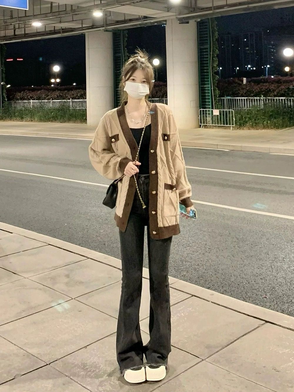 溫柔風V領毛衣女加厚冬季2023新款慵懶中長款針織開衫上衣外套冬