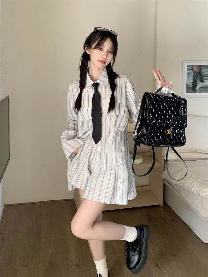 襯衫套裝休閒套裝豎條紋長袖襯衫女早秋鬆緊腰休閒褲短褲子兩件套