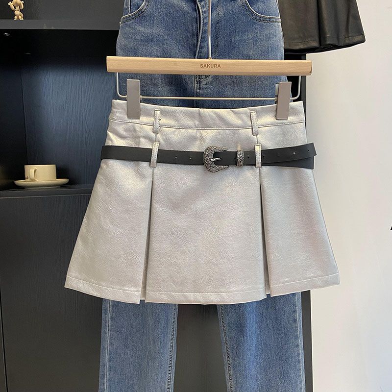 Equipped with a belt, high waisted black pleated anti glare A-line skirt, women's early autumn  Korean version versatile PU leather short skirt
