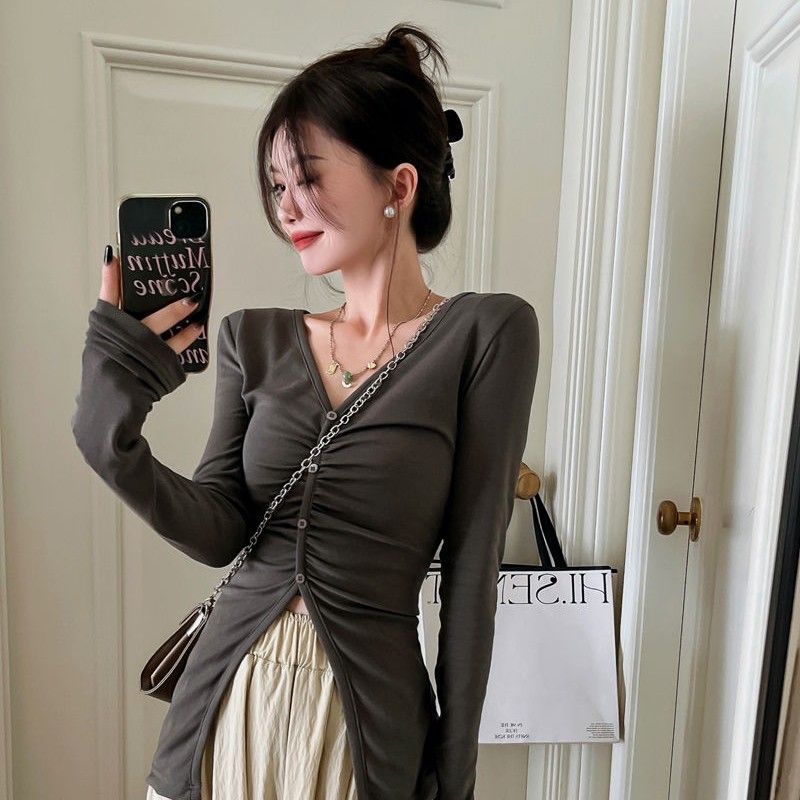 辣妹V領t恤女秋冬韓版小眾設計感褶皺開叉修身顯瘦長袖打底上衣潮