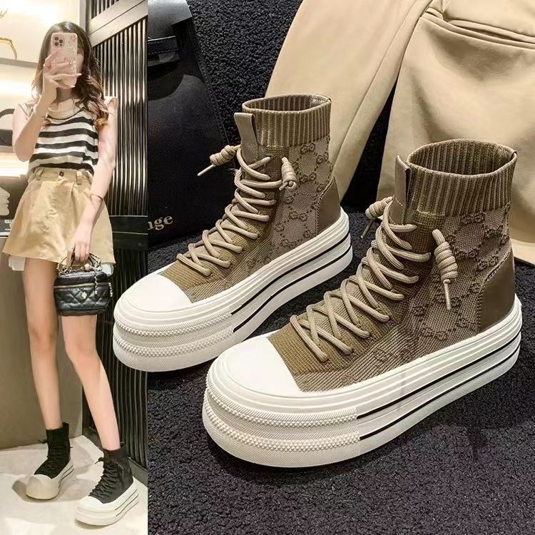 High-top socks and shoes for women in autumn 2023 new European elastic flying knitted socks boots dissolving thick-soled knitted Martin short boots