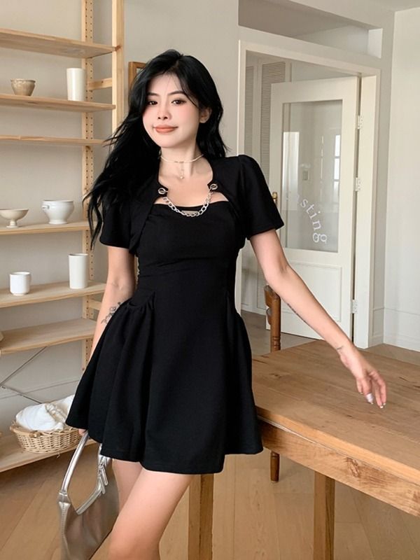 陌伯格大碼女裝高級胖mm法式黑腰抹胸連衣裙外搭短袖開衫兩件套
