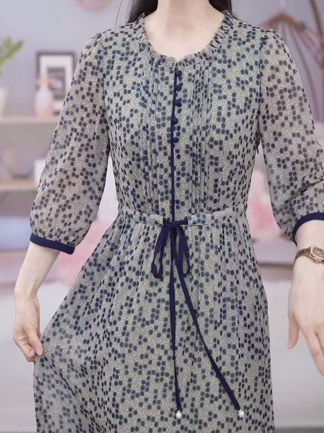 High-end three-quarter sleeve dress for women, new style, simple temperament belt, slimming, age-reducing, mid-length mother's skirt