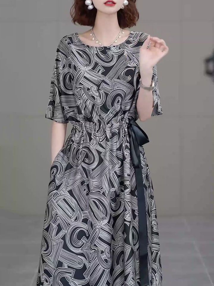 High-end fashionable age-reducing ice silk dress for women 2023 summer new style lace-up waist slimming printed mid-length skirt