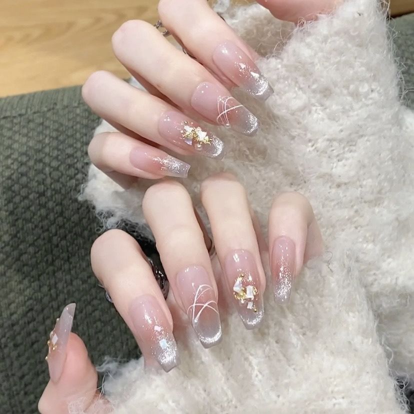 手工穿戴甲爆閃裸色貓眼顯白美甲片小紅書爆款腮紅指甲可拆卸重複