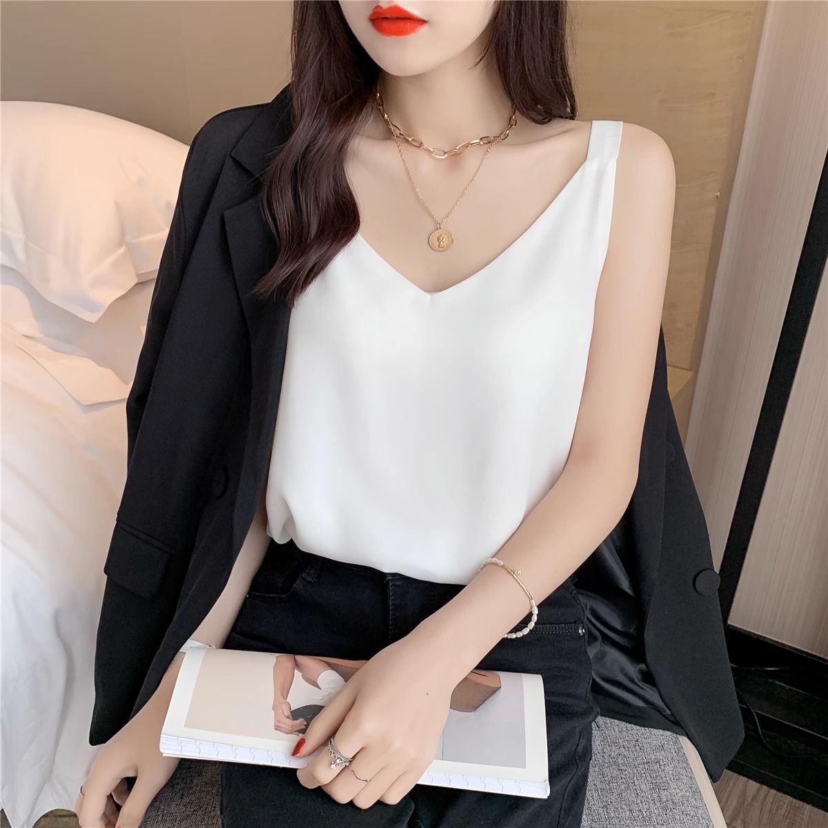白色打底衫上衣雪紡吊帶背心女夏v領雙層寬鬆顯瘦ins時尚外穿內搭
