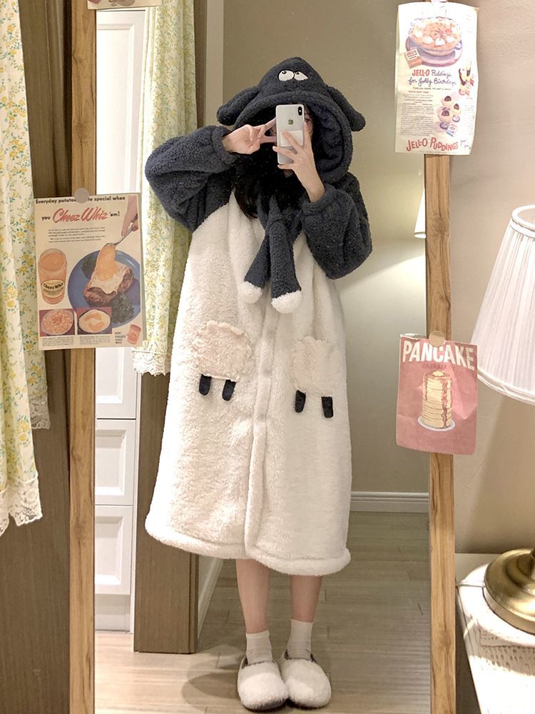 Coral velvet Korean cartoon nightgown for women autumn and winter 2023 new cute style student dormitory home bathrobe for sleeping