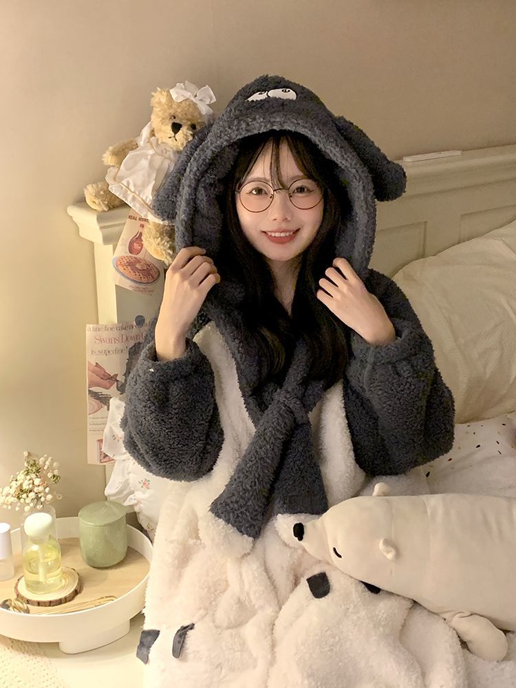 Coral velvet Korean cartoon nightgown for women autumn and winter 2023 new cute style student dormitory home bathrobe for sleeping