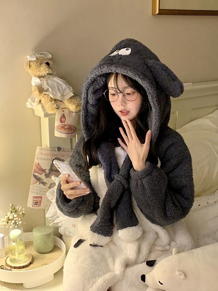 Coral velvet Korean cartoon nightgown for women autumn and winter 2023 new cute style student dormitory home bathrobe for sleeping