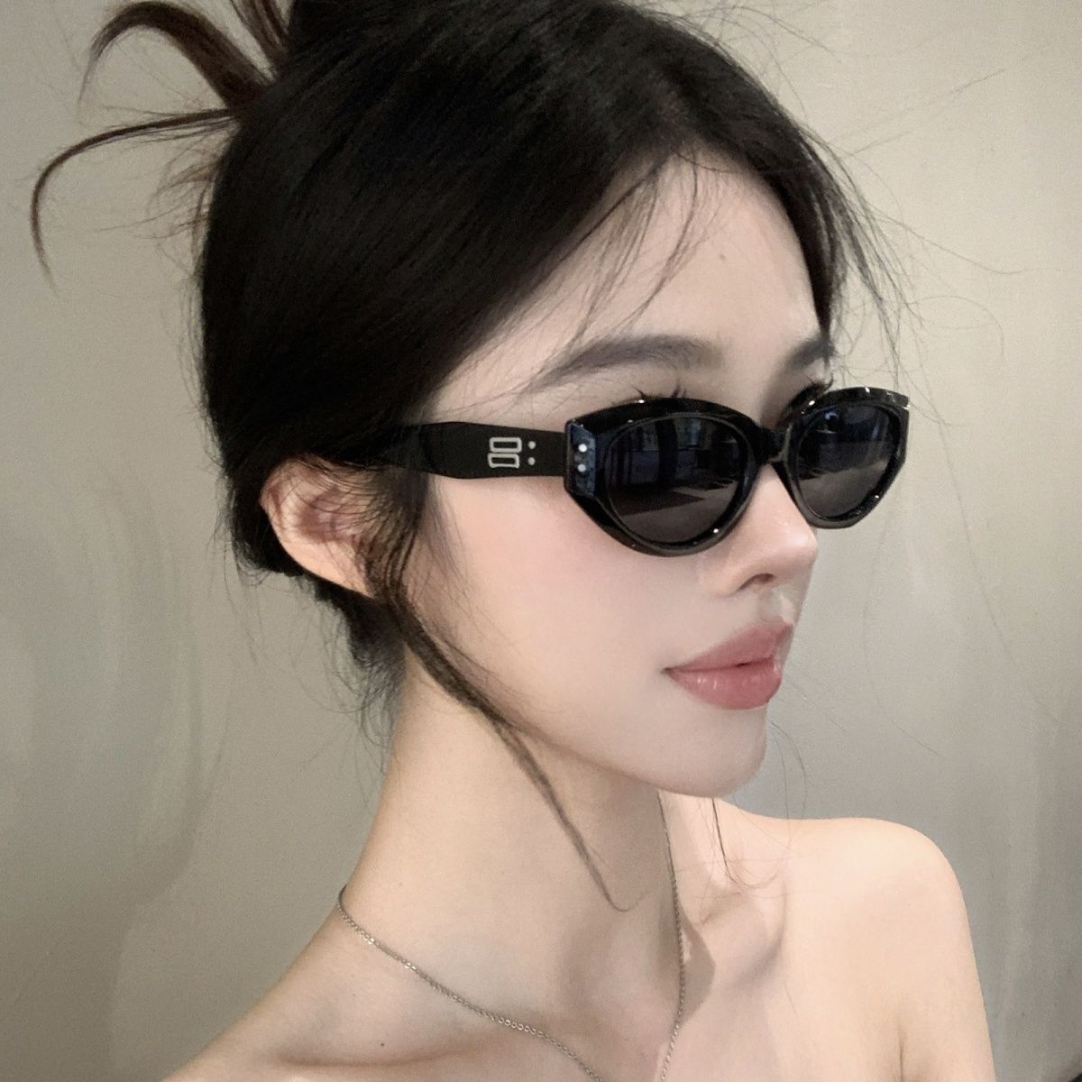 Spot-stealing cool sunglasses, new European and American retro cat-eye, high-end, square and round face slimming sunglasses for women, Korean version for men