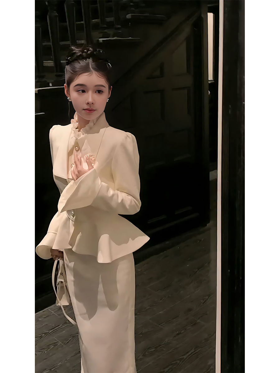 套裝女2023秋季新款法式喇叭袖西裝外套長款收腰木耳連衣裙兩件套