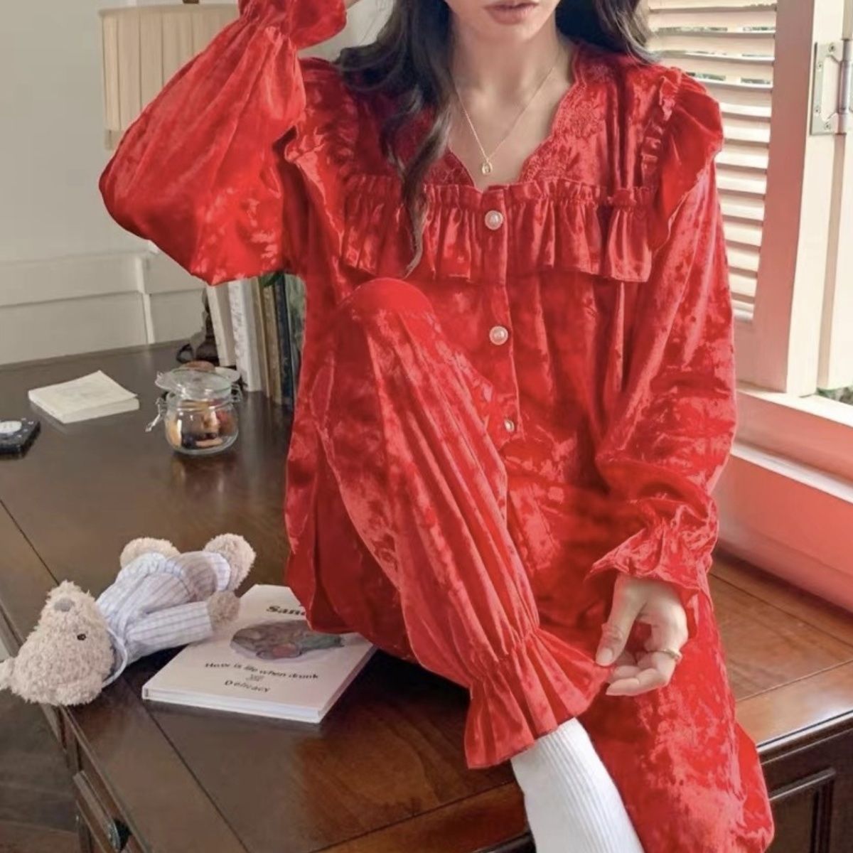 鑽石絨睡衣女春秋V領網紅純色甜美宮廷風冬季家居服可外穿姐妹裝