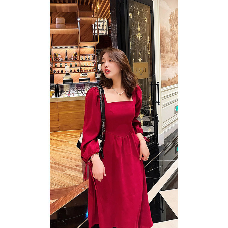 大码女装长袖连衣裙秋季新款法式红色敬酒服裙子显瘦遮肉微胖