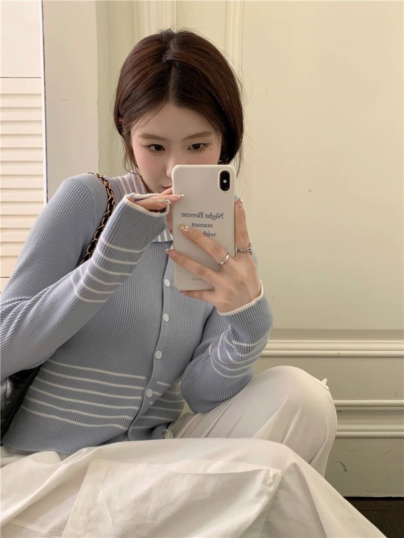 設計感撞色條紋針織衫女秋季修身顯瘦小眾氣質甜美翻領長袖上衣