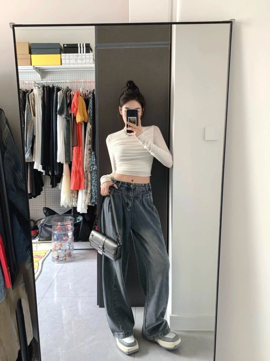 White half turtleneck bottoming shirt for women in autumn and winter new versatile slim high waisted short navel-baring pleated design top