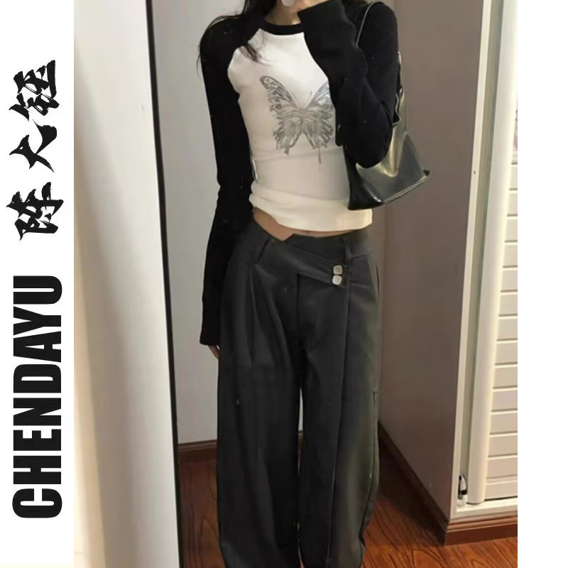 女裝秋季新款辣妹短款小個子修身插肩長袖T恤小眾設計感顯瘦上衣