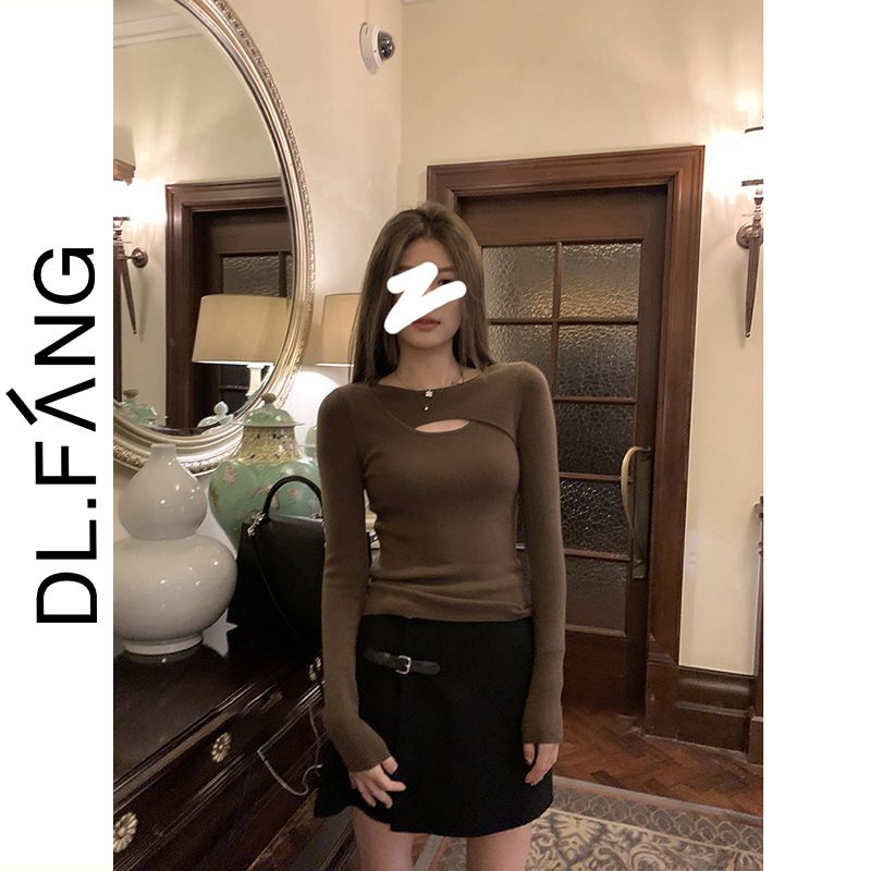 達麗坊針織打底衫女早秋新款設計感鏤空長袖百搭修身顯瘦正肩上衣