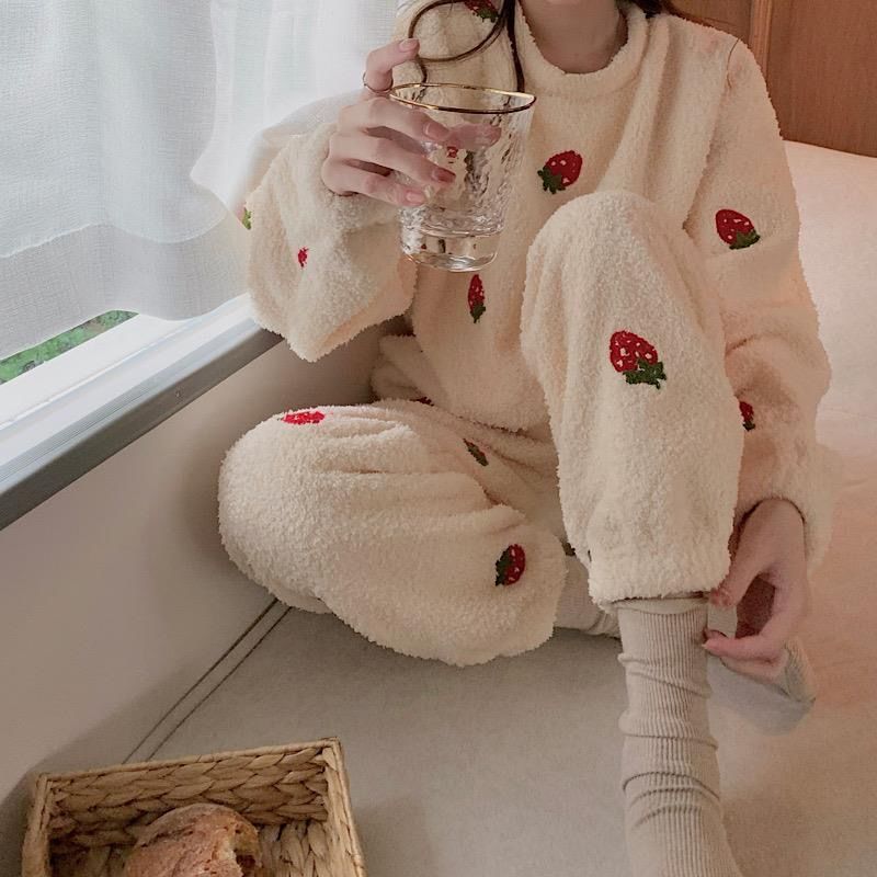法蘭絨冬季睡衣女款加厚加絨長袖珊瑚絨可愛寬鬆可外穿家居服套裝
