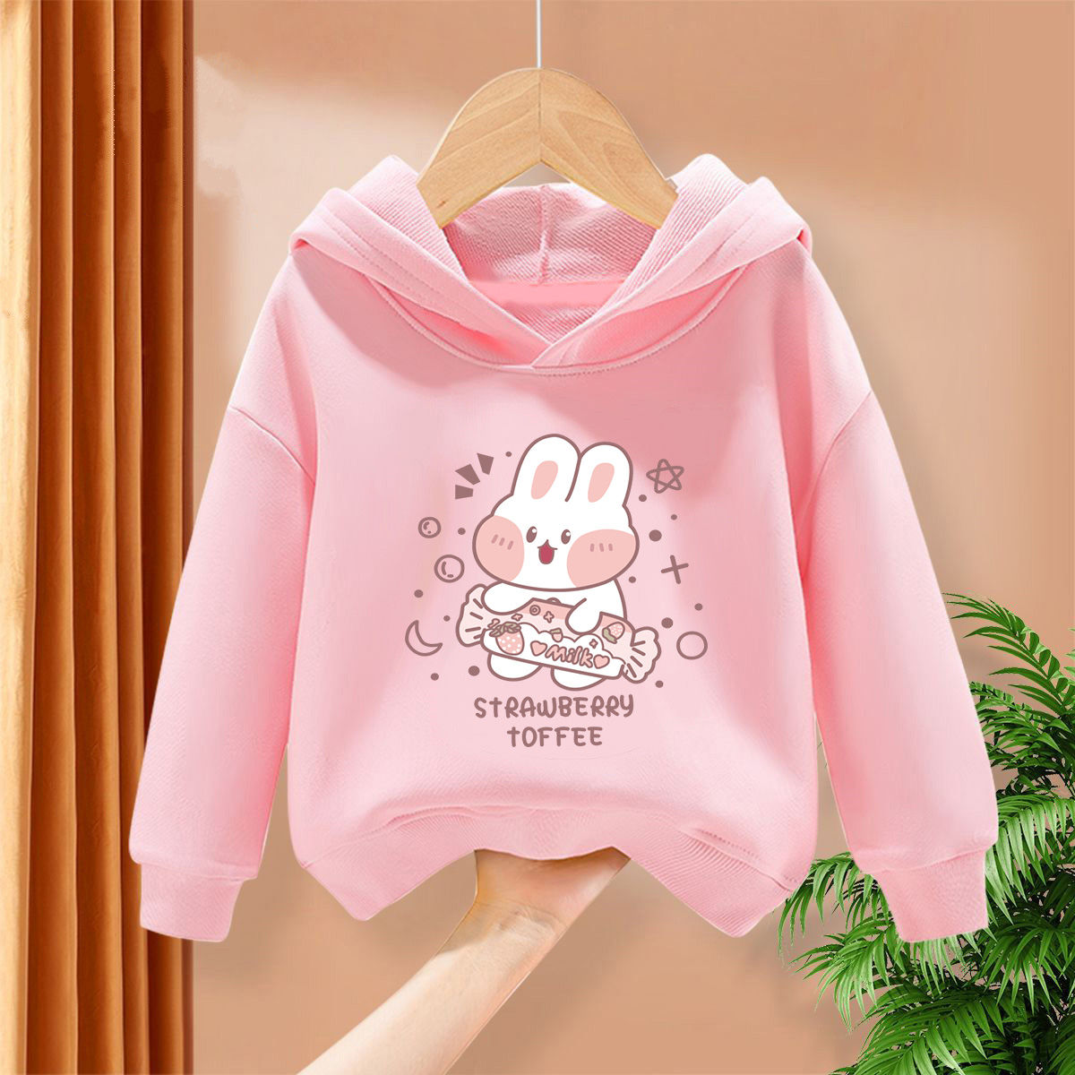 Girls' sweatshirts, spring and autumn styles,  new fashionable children's hooded autumn clothes, casual pullover tops for older girls