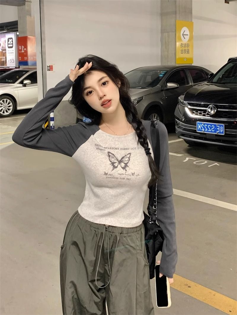 美式復古蝴蝶印花插肩長袖T恤女秋季打底衫修身設計感小眾上衣潮