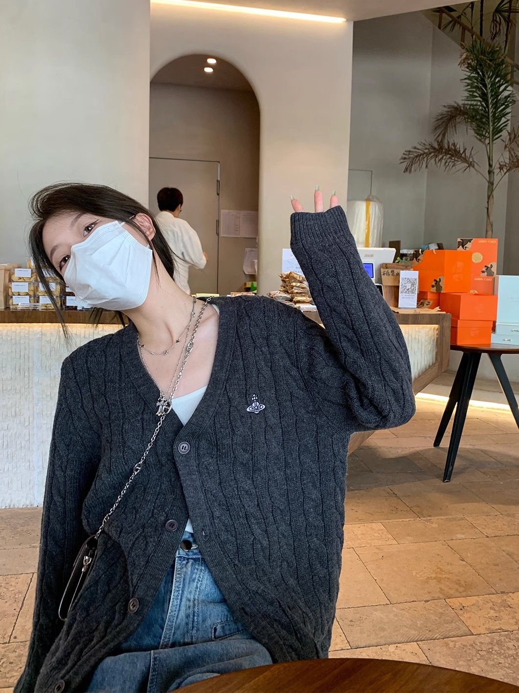 灰柏林 秋冬女外套慵懶寬鬆復古開衫軟糯麻花V領毛衣