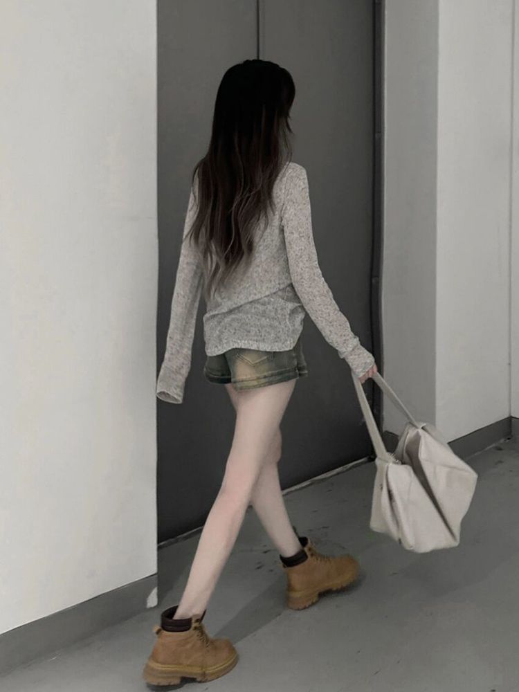2023年美式辣妹長袖T恤女早秋寬鬆百搭薄款上衣設計感防曬罩衫
