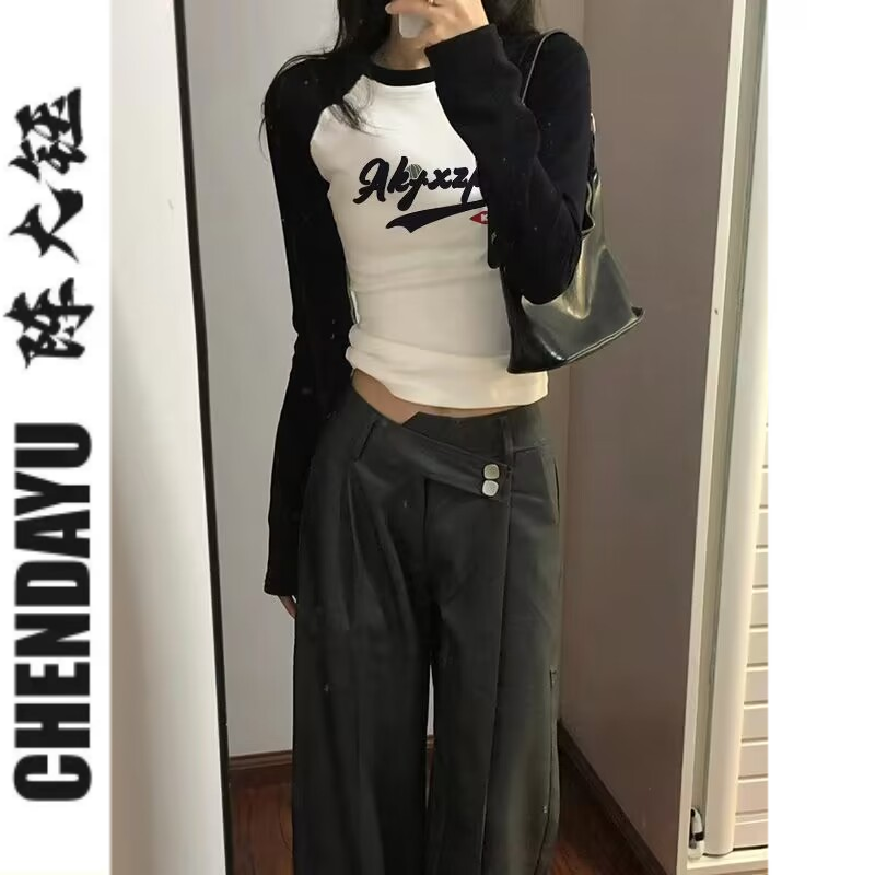 High-end sweet and cool style splicing short long-sleeved T-shirt for women autumn 2023 new small slim fit top