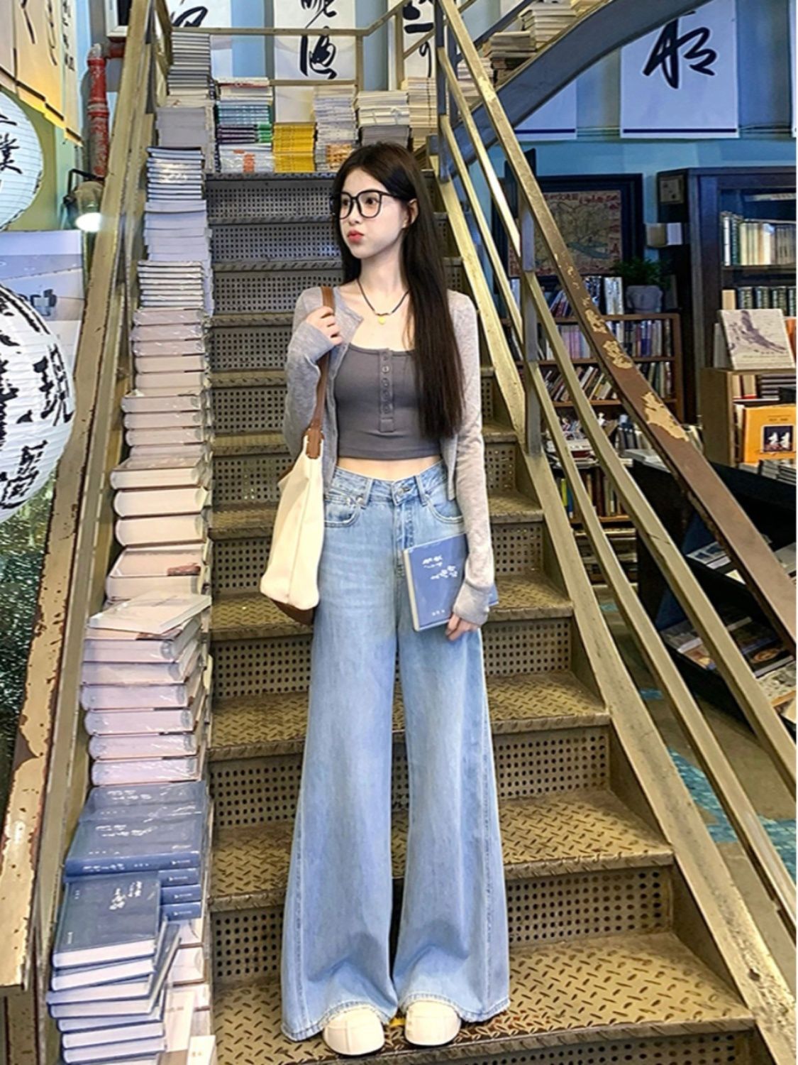 大碼女秋季套裝女2023新款韓系甜辣風薄款短款開衫內搭微喇牛仔褲